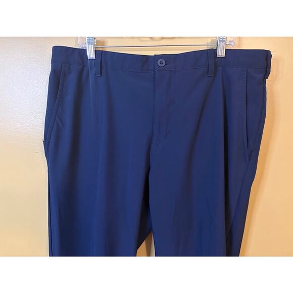 Izod Men's Navy Flat Front Golf Pants - Size 38x30 - Picture 2 of 4